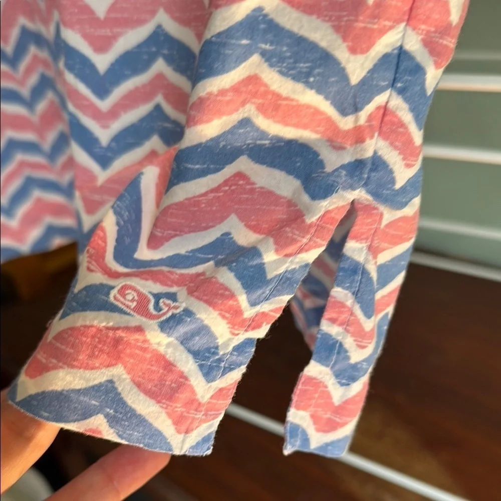 Chevron whale Vinyard Vines size L Girls tunic coverup (B17)